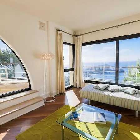 Villa Enchantee - *